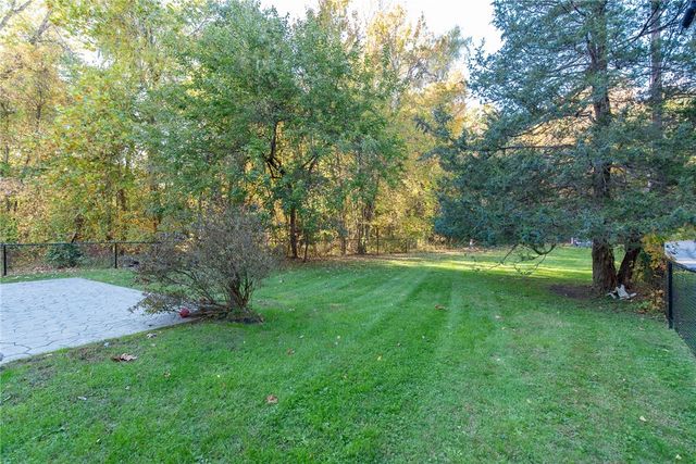 20 Dexter Rock Road, Lincoln, RI 02865