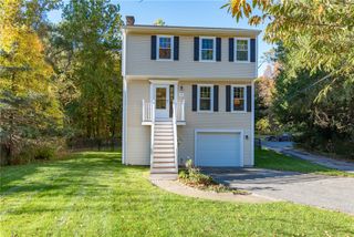 20 Dexter Rock Road, Lincoln, RI 02865