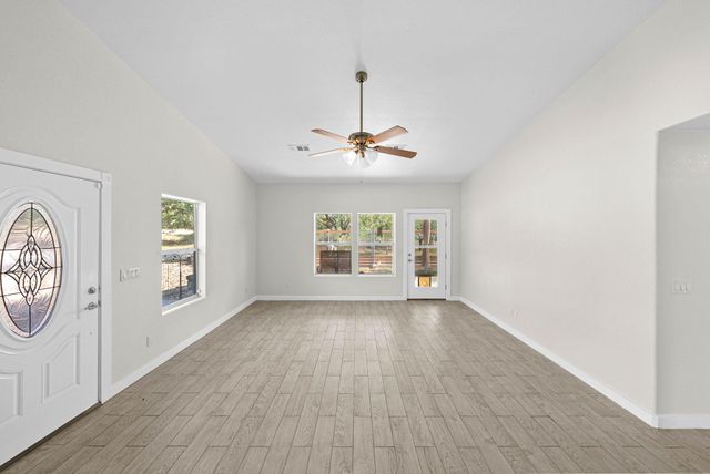 712 Link DR, Kingsland, TX 78639