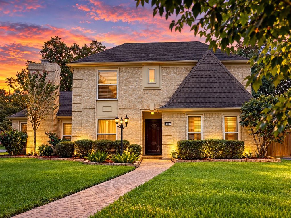 13007 Marron Drive, Cypress, TX 77429