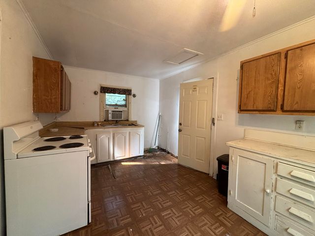 68751 Oak Street, White Pigeon Twp, MI 49091