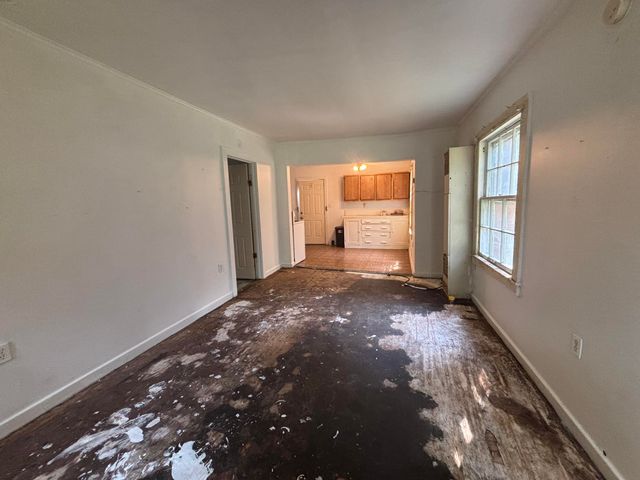 68751 Oak Street, White Pigeon Twp, MI 49091