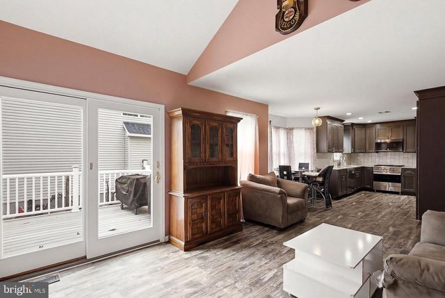 257 NAUTILUS DR, Manahawkin, NJ 08050