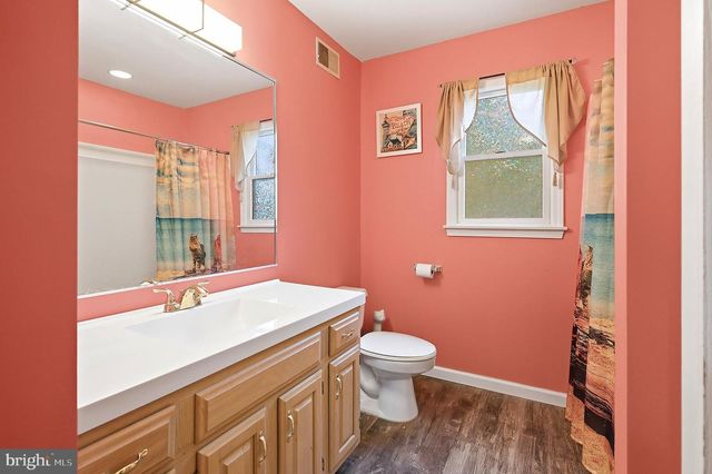 257 NAUTILUS DR, Manahawkin, NJ 08050