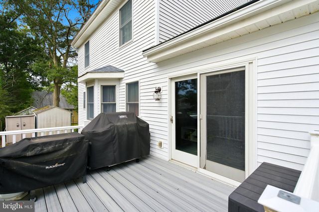 257 NAUTILUS DR, Manahawkin, NJ 08050