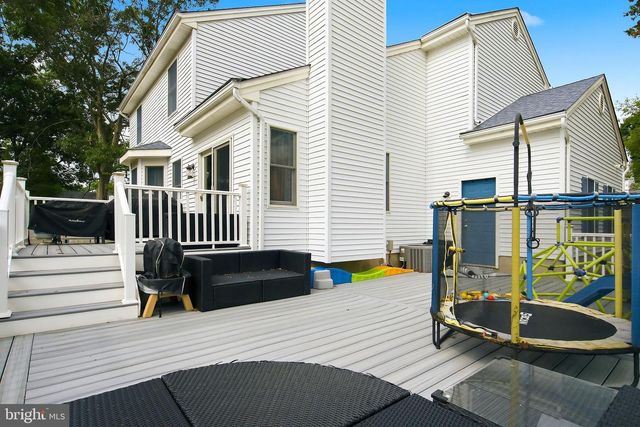 257 NAUTILUS DR, Manahawkin, NJ 08050