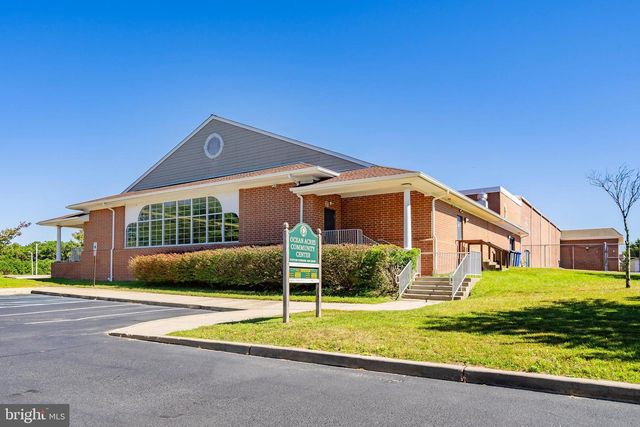 257 NAUTILUS DR, Manahawkin, NJ 08050