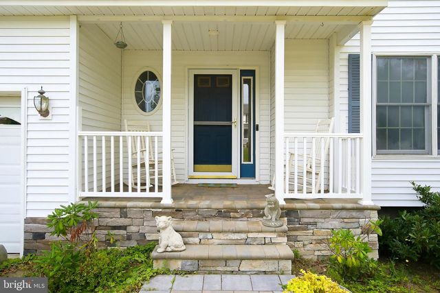257 NAUTILUS DR, Manahawkin, NJ 08050