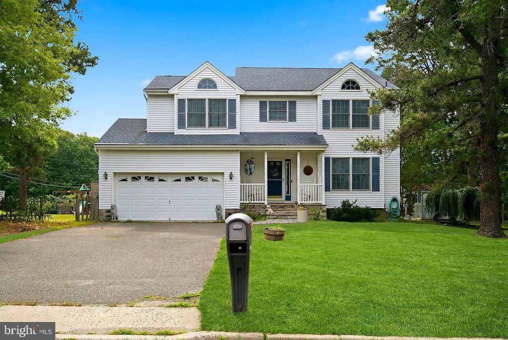 257 NAUTILUS DR, Manahawkin, NJ 08050