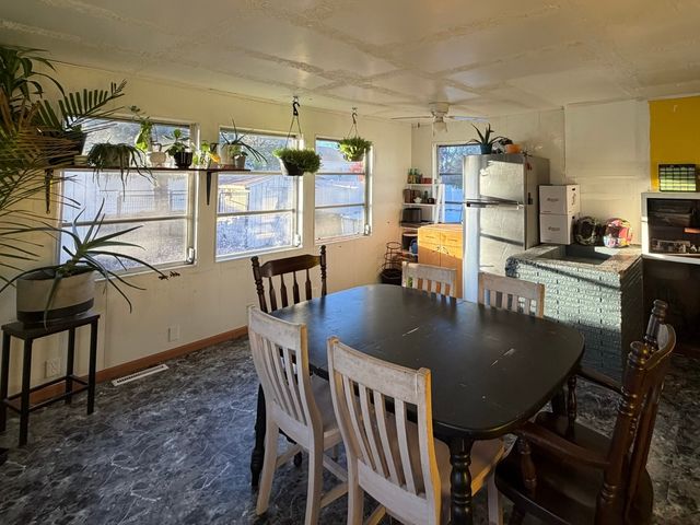 911 Parks Lane, Ottawa, IL 61350