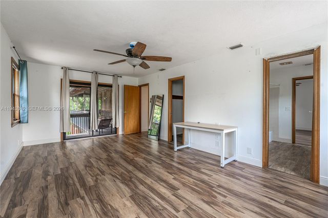 576 Marshall Road, West Palm Beach, FL 33413