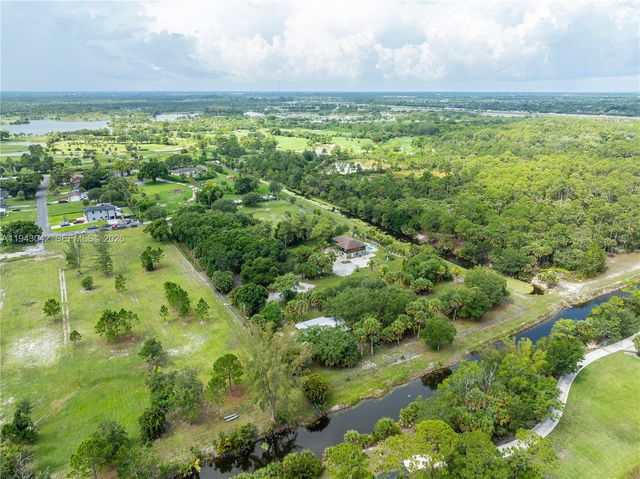 576 Marshall Road, West Palm Beach, FL 33413