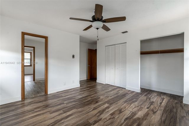 576 Marshall Road, West Palm Beach, FL 33413