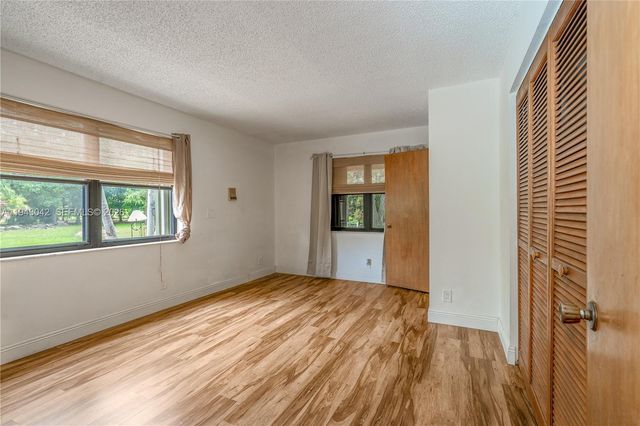 576 Marshall Road, West Palm Beach, FL 33413