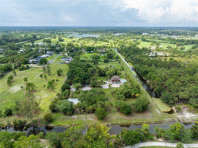 576 Marshall Road, West Palm Beach, FL 33413