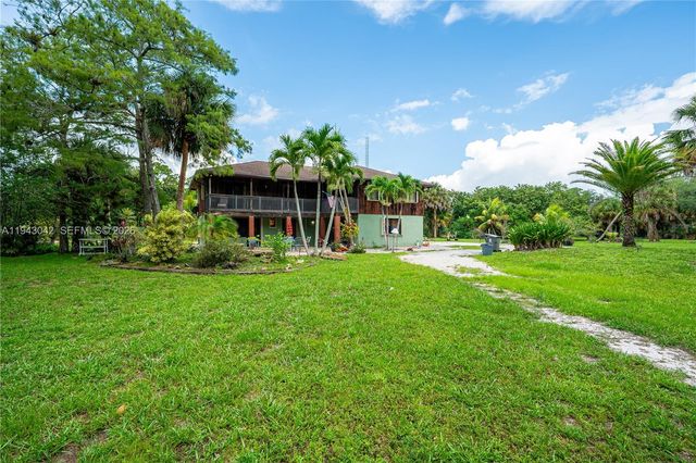 576 Marshall Road, West Palm Beach, FL 33413