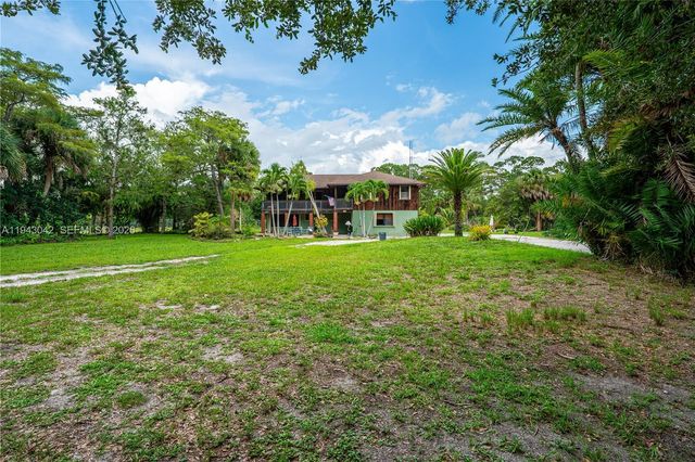 576 Marshall Road, West Palm Beach, FL 33413