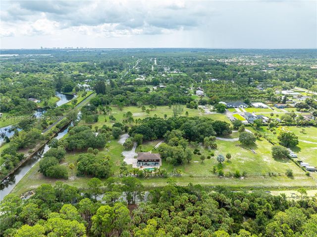 576 Marshall Road, West Palm Beach, FL 33413