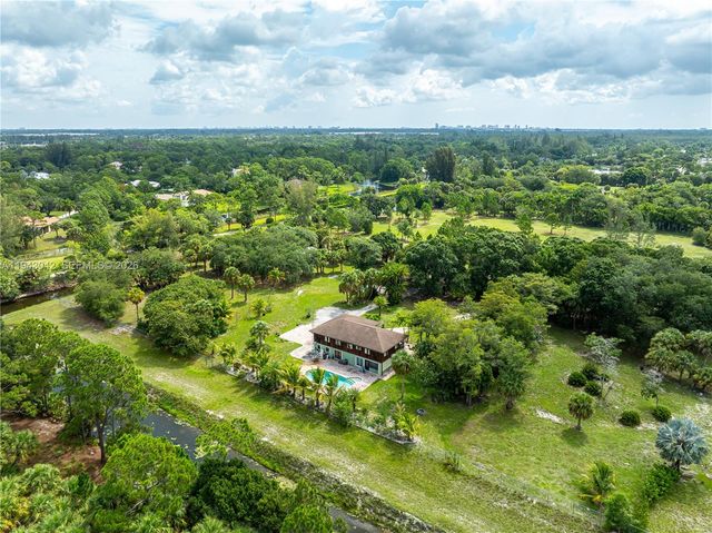 576 Marshall Road, West Palm Beach, FL 33413