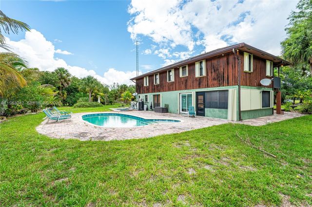 576 Marshall Road, West Palm Beach, FL 33413