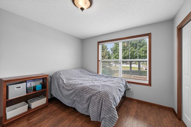 1952 Commonwealth Boulevard 4, Chanhassen, MN 55317