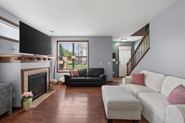 1952 Commonwealth Boulevard 4, Chanhassen, MN 55317