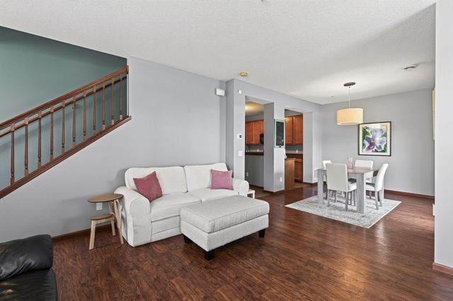 1952 Commonwealth Boulevard 4, Chanhassen, MN 55317