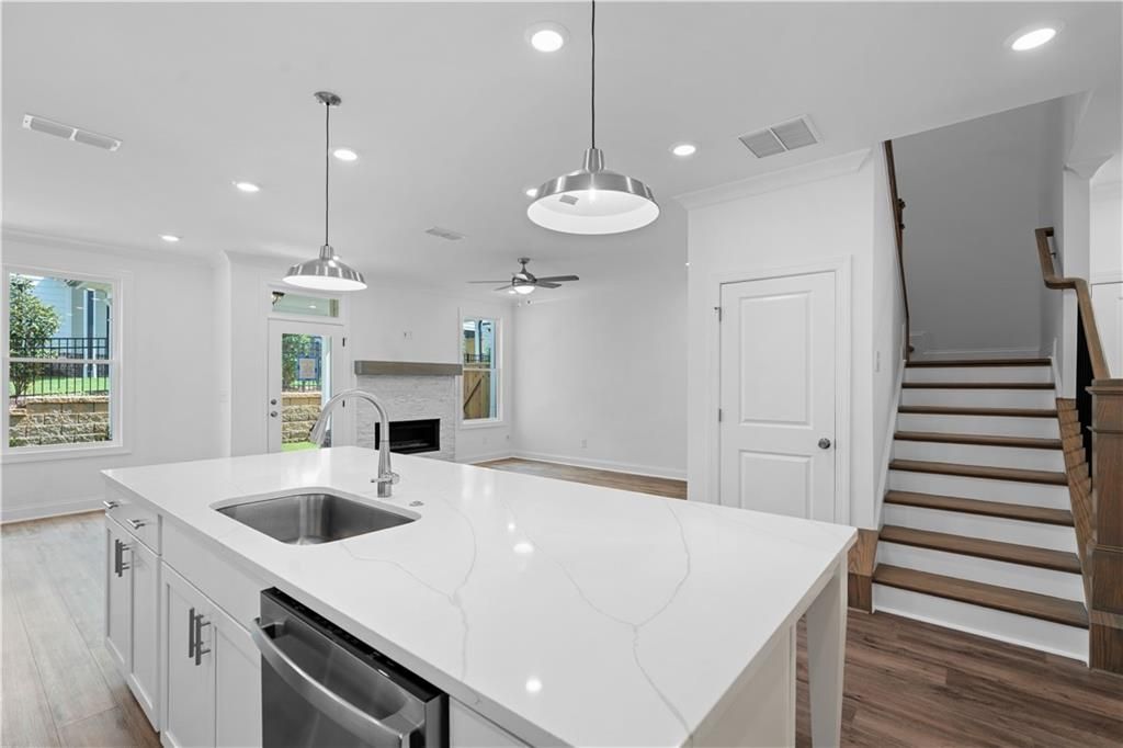 4916 Molder Avenue 64, Buford, GA 30518