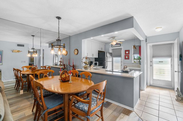 2161 NE 1st Court 205, Boynton Beach, FL 33435