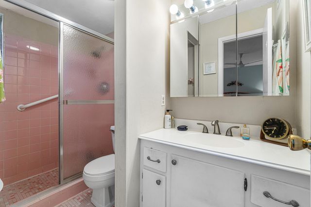 2161 NE 1st Court 205, Boynton Beach, FL 33435