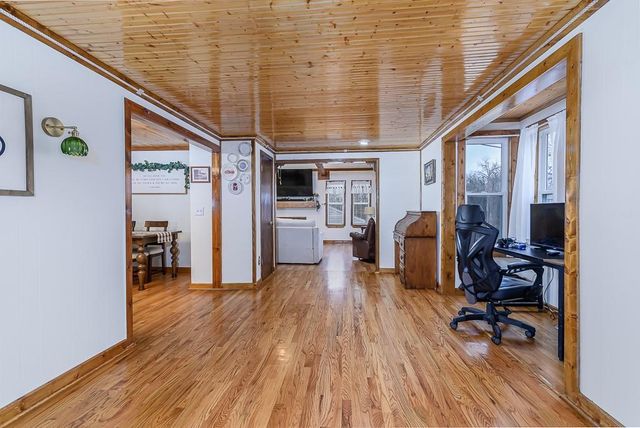 326 N 134th Street, Bonner Springs, KS 66012