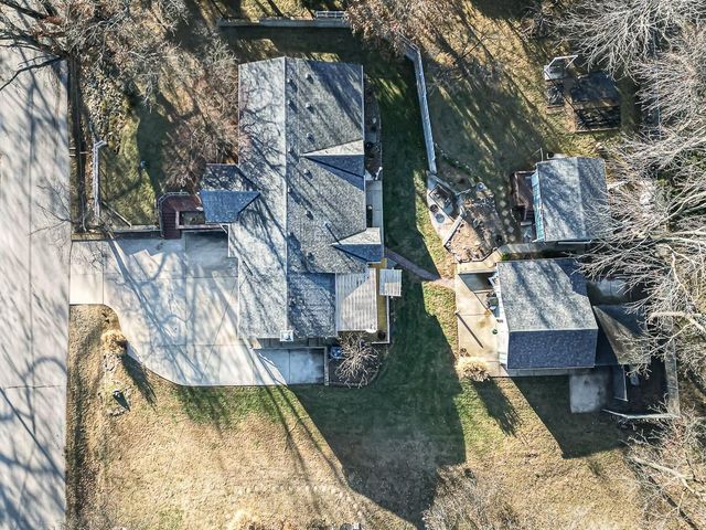 326 N 134th Street, Bonner Springs, KS 66012