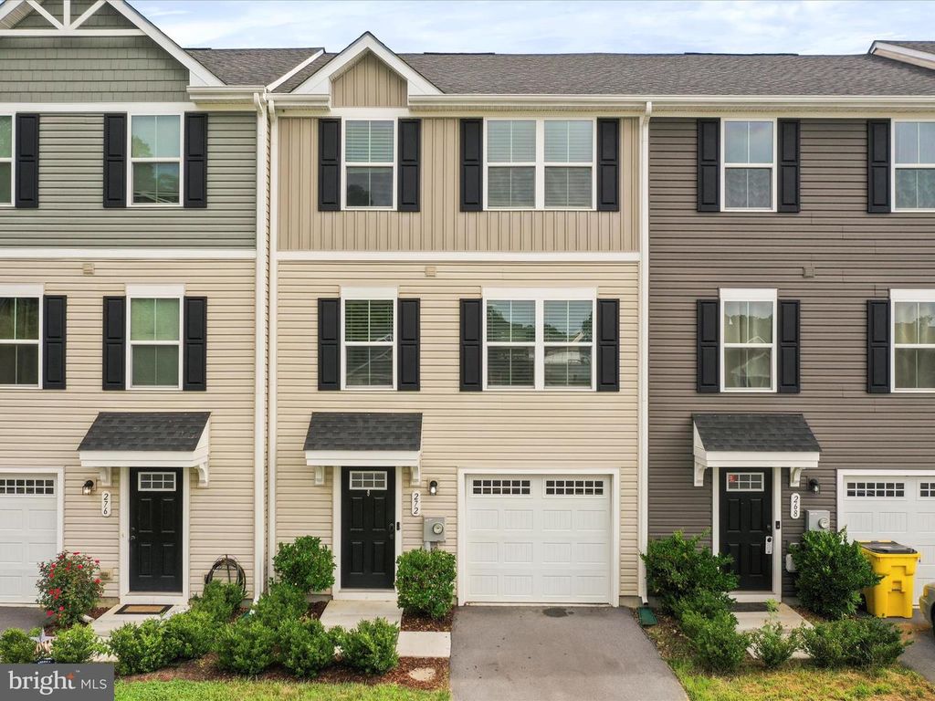 272 RHEA DR, Martinsburg, WV 25403