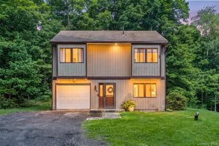 66 Whitetail Run, Chester, NY 10918