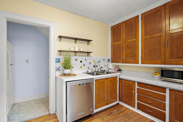 2314 E Mifflin Street, Madison, WI 53704