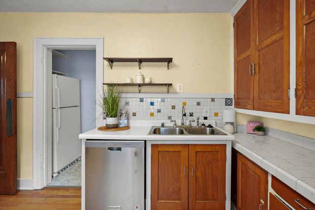 2314 E Mifflin Street, Madison, WI 53704