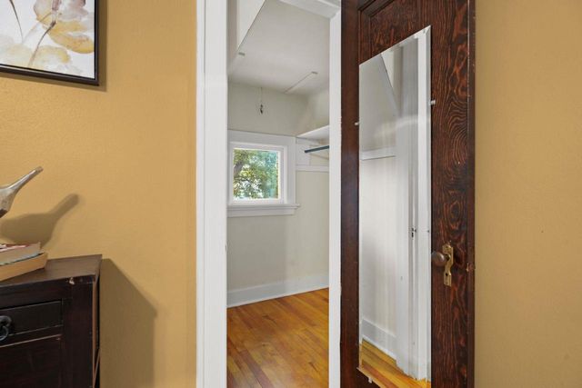 2314 E Mifflin Street, Madison, WI 53704
