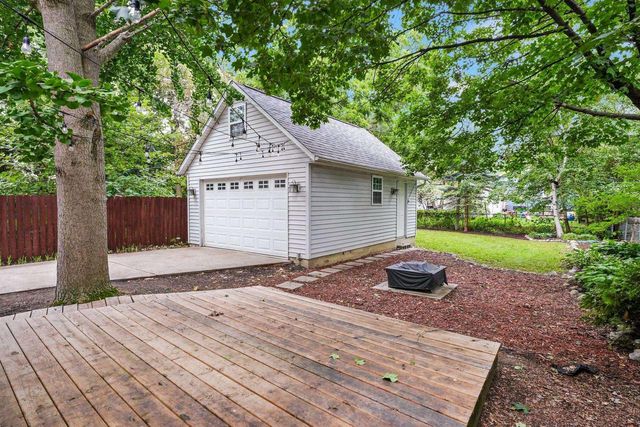 2314 E Mifflin Street, Madison, WI 53704