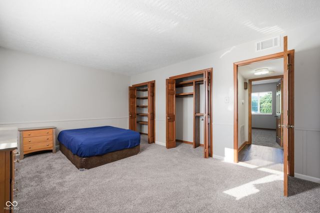 320 Elmead Court 2001, Greenwood, IN 46142
