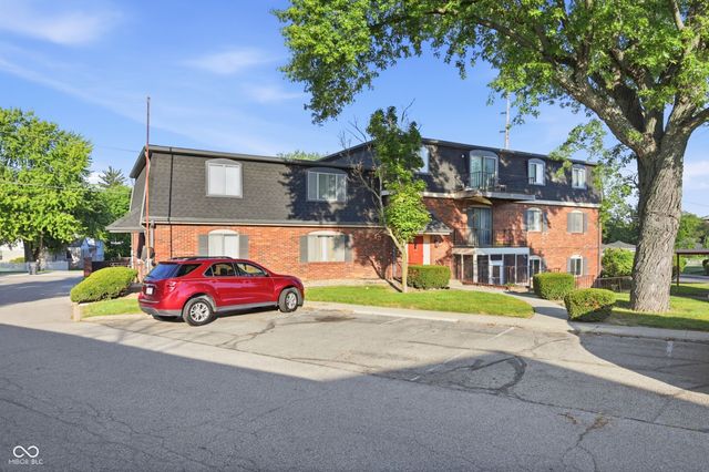320 Elmead Court 2001, Greenwood, IN 46142