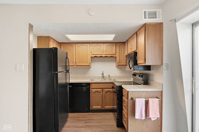 320 Elmead Court 2001, Greenwood, IN 46142