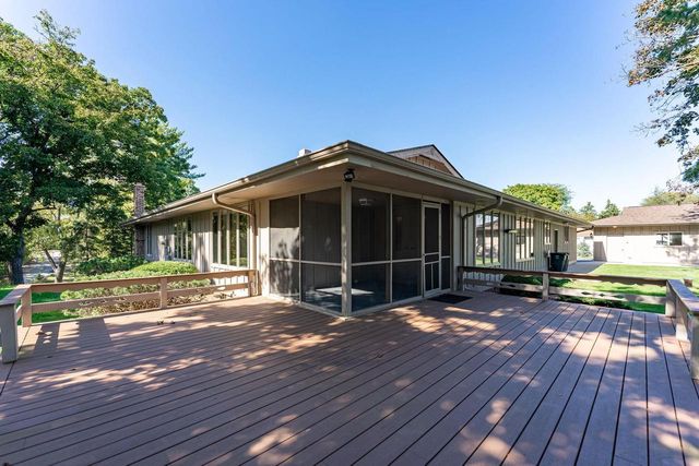 3600 N Hickory Drive, Janesville, WI 53545