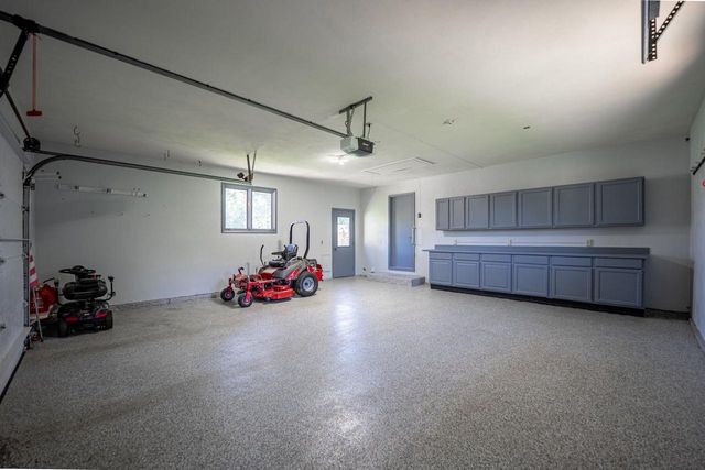 3600 N Hickory Drive, Janesville, WI 53545