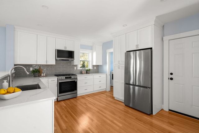 16-18 Walnut St, Belmont, MA 02478