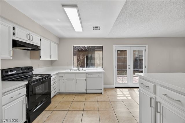 4669 Kelly Barry Way, Las Vegas, NV 89121