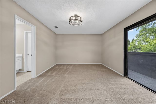4669 Kelly Barry Way, Las Vegas, NV 89121