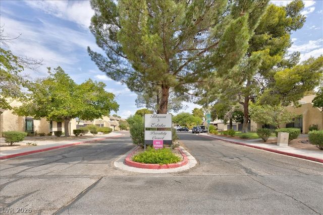 4669 Kelly Barry Way, Las Vegas, NV 89121