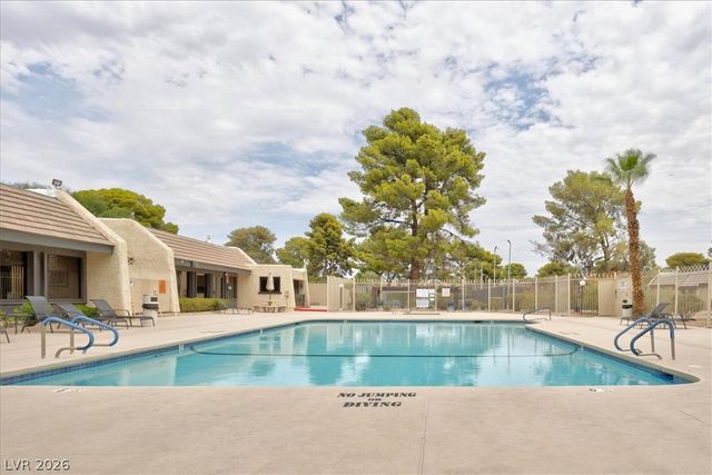 4669 Kelly Barry Way, Las Vegas, NV 89121