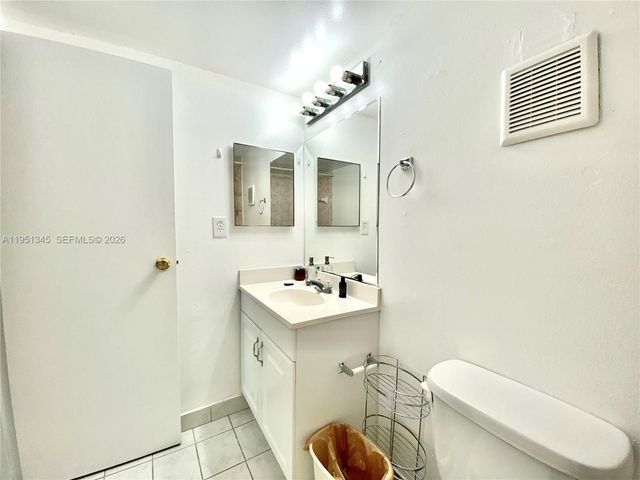 16950 DIXIE A536, North Miami Beach, FL 33160