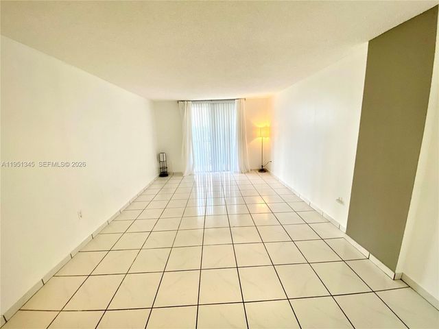 16950 DIXIE A536, North Miami Beach, FL 33160